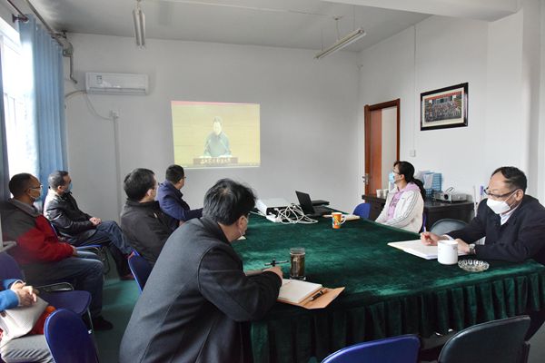 久久热
分会场_副本.jpg