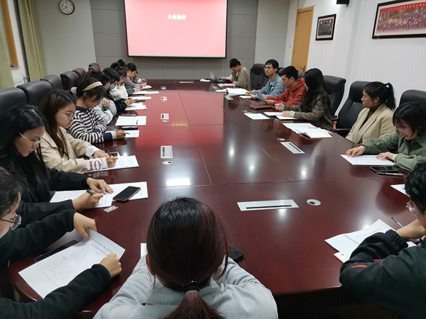 a0bbb96cfc1d478598c38afd5f781ba0.jpg 党员大会会场 - 副本.JPG